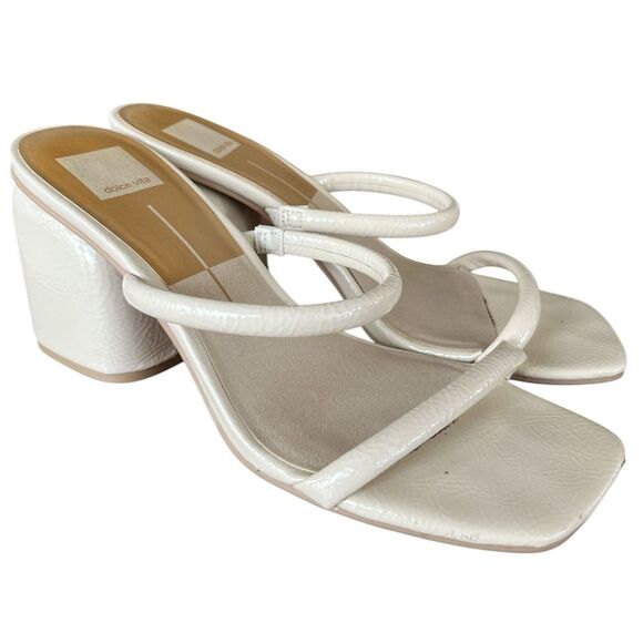 Dolce Vita Sandals Size 9.5 Stella Cream Faux Patent Leather Strappy Chunky Heel - Picture 1 of 9